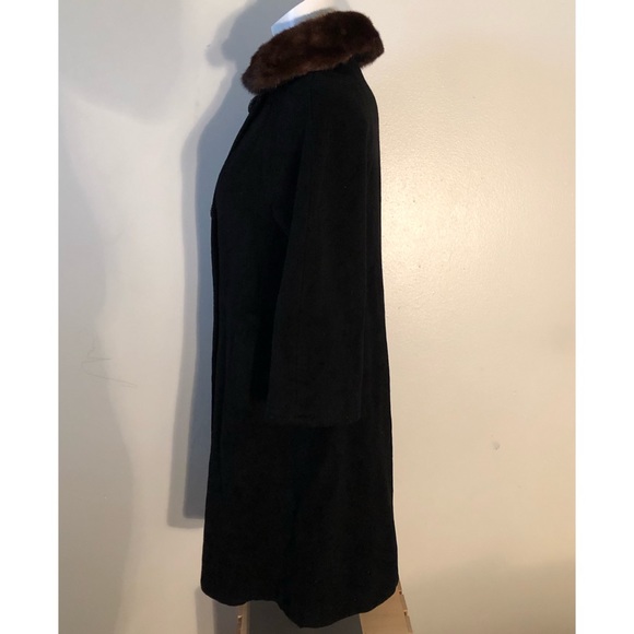 Vintage Black Wool Coat w/Fur Collar - Picture 14 of 15